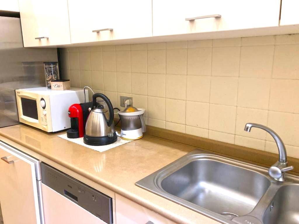 Castel Morrone Apartment Mediolan Zewnętrze zdjęcie