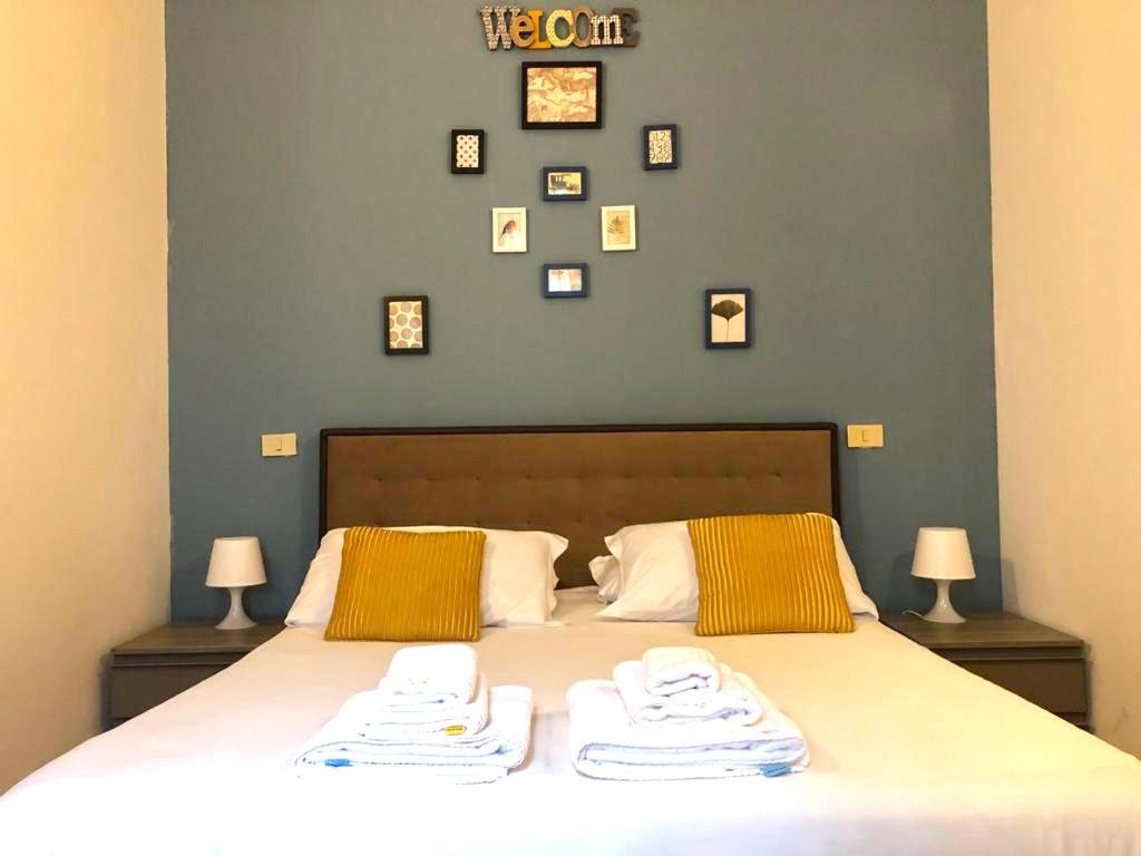 Castel Morrone Apartment Mediolan Zewnętrze zdjęcie